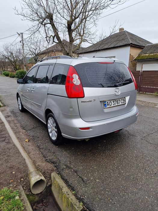 Продам мазду 5..