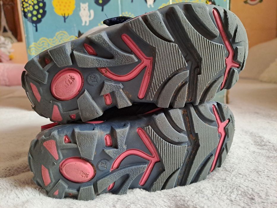 Продам дитячі ботинки Bartek