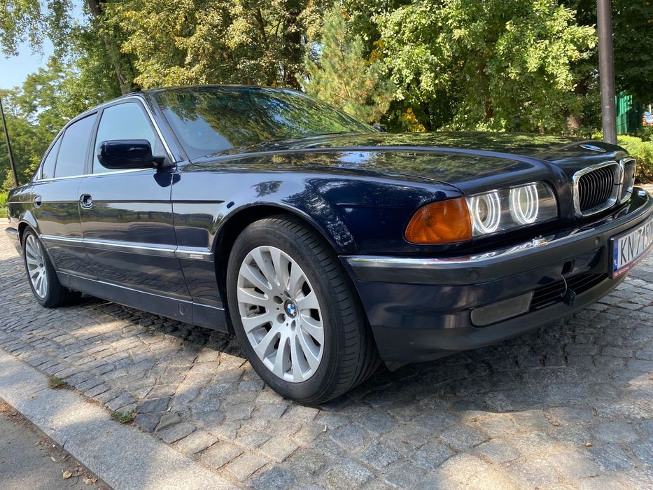 BMW Seria 7 BMW E38 728i