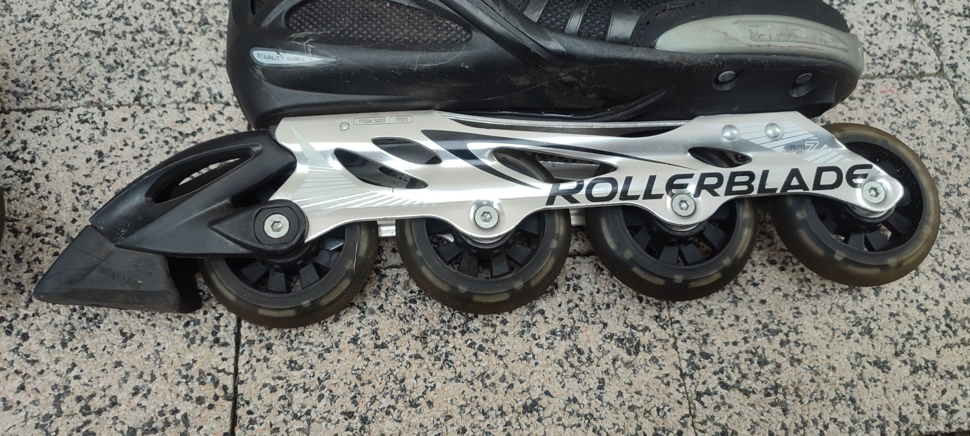 Rolki Rollerblade rozmiar 42, czarne