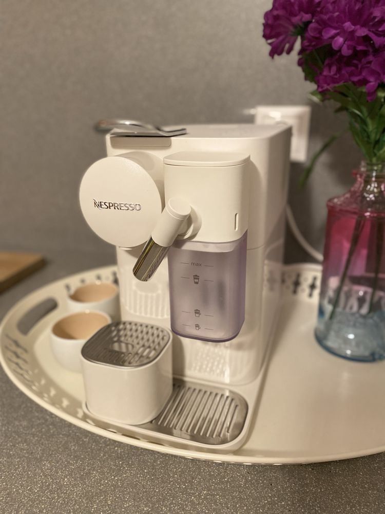 Nespresso Latisiima One Porcelaine White