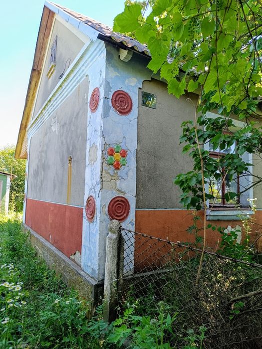 Будинок в селі Івачків.