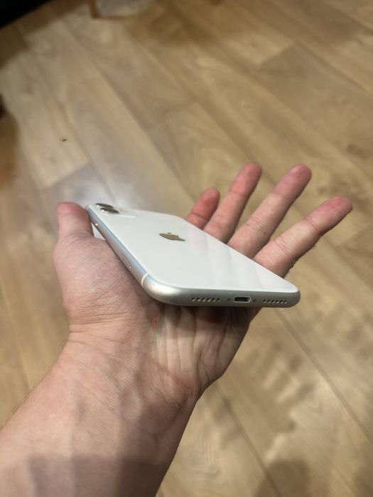 Iphone 11 64GB Stan bardzo dobry