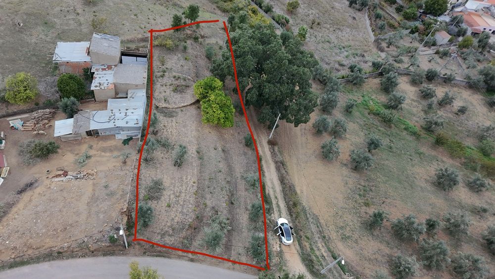 Terreno ferreira do zêzere 920m2