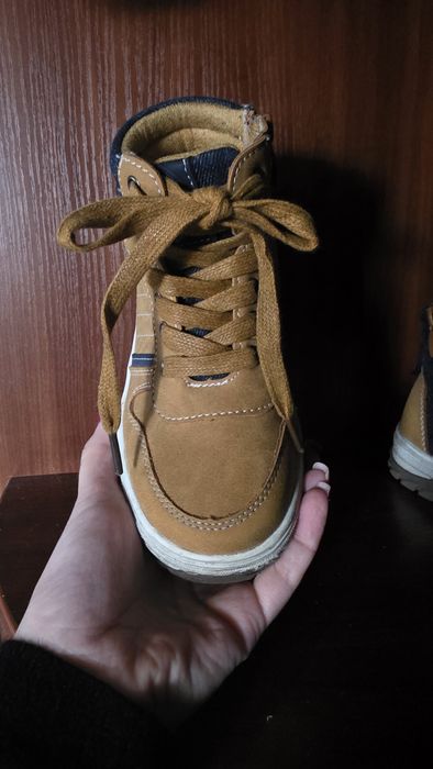 Осенние ботинки в очень хорошем состоянии