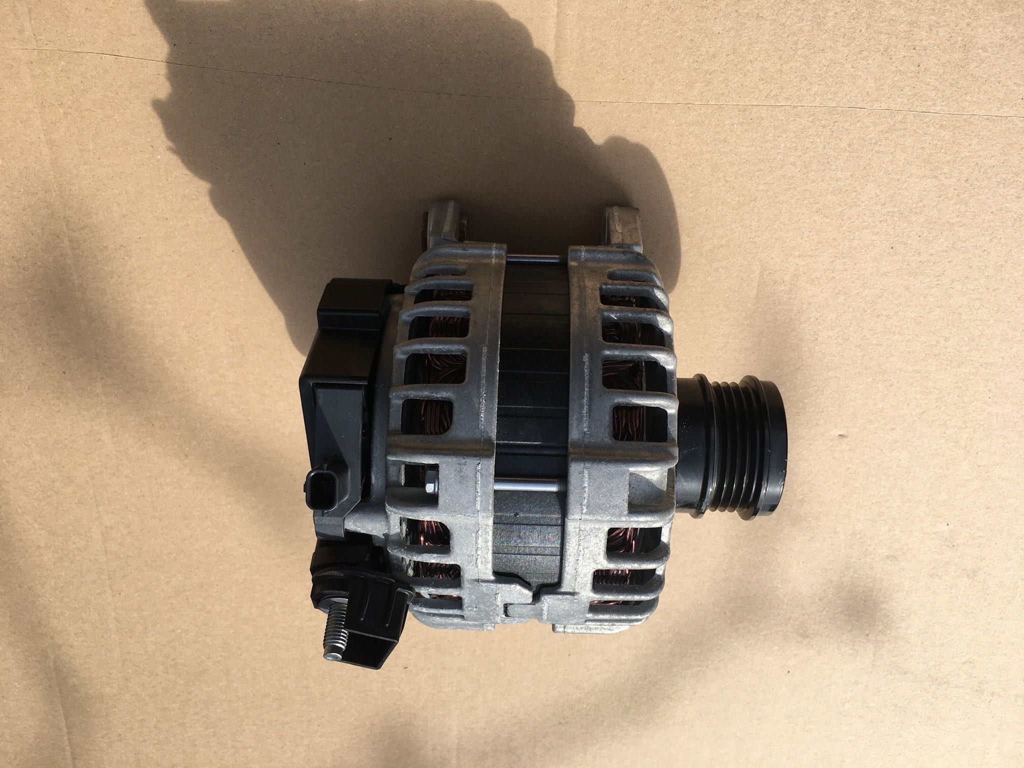 Alternator Renault Twingo III 1.0 sce lift