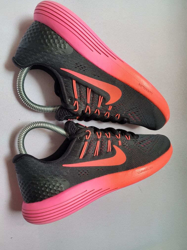 Nike Wmns Lunarglide 8 r.36