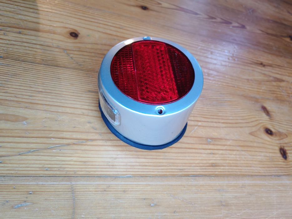 Nowa oryginalna lampa tylna MZ ES TS ETS DDR Jaskółka Trophy