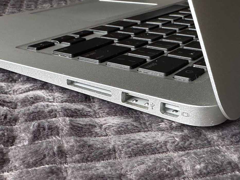 MacBook Air 13" Late 2010 | Sprawny