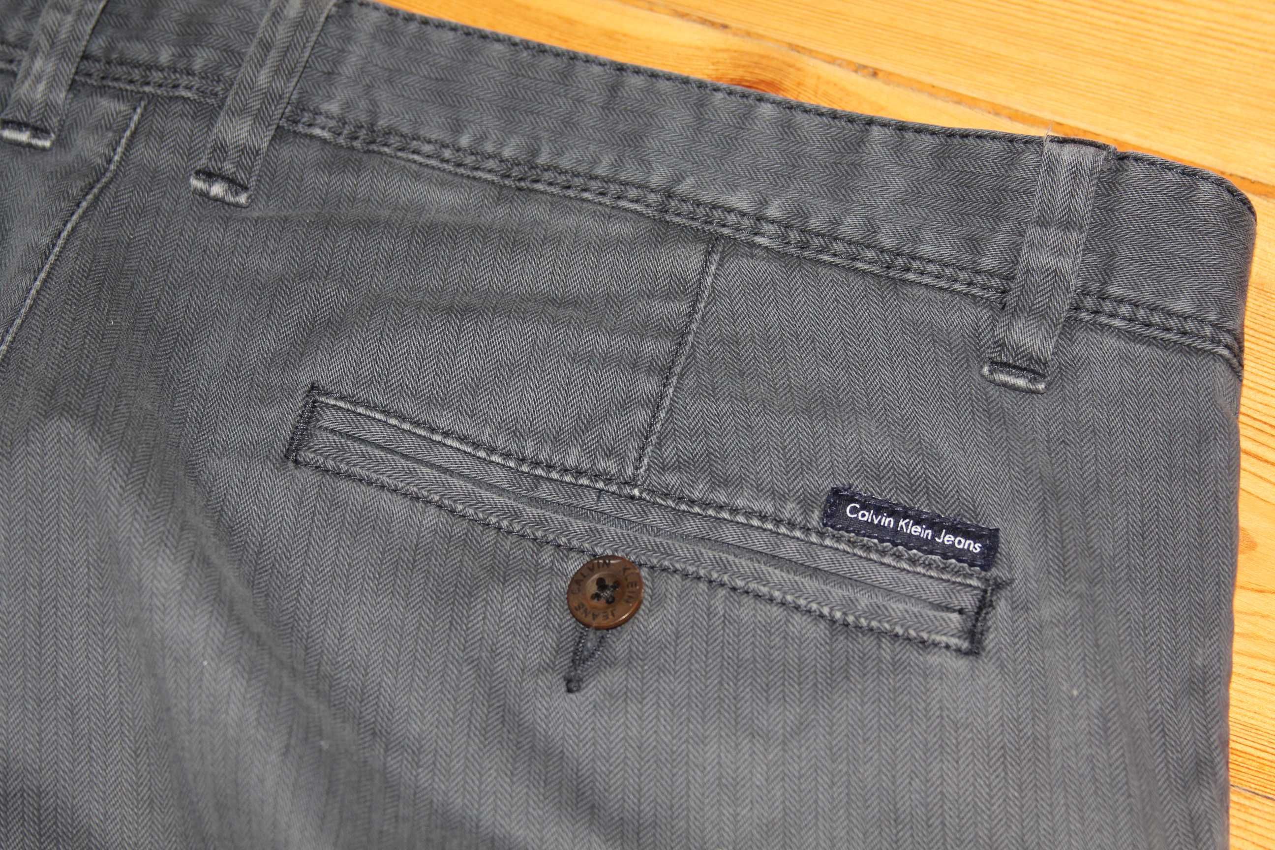 Calvin Klein - spodnie męskie XL(103/45)