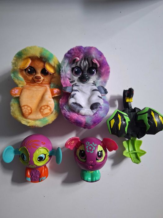 Małe Zwierzątka, Kłębuszki/FurReal Friends,
+ 3 zabawki z McDonalda