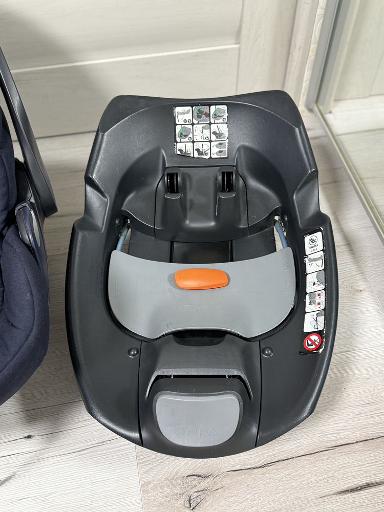 Автокрісло та база Cybex Cloud Q plus