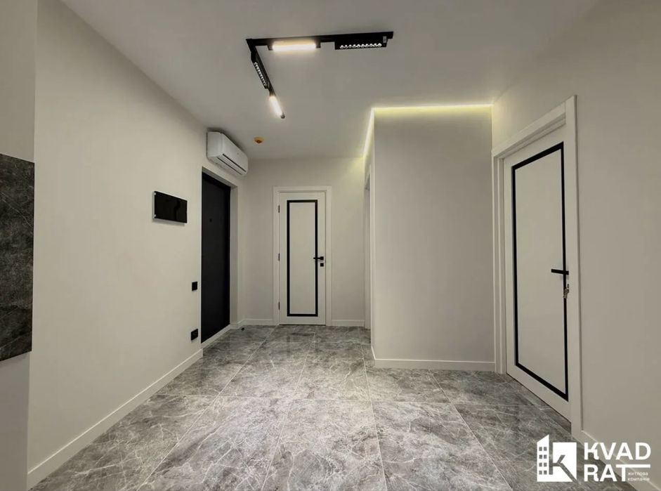 Двокімнатна квартира з ремонтом в ЖК Manhattan біля озера! 5 поверх