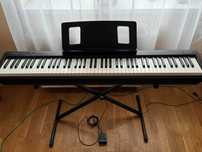 Roland FP 10 + stojak + 2 ksiązki + Gwarancja