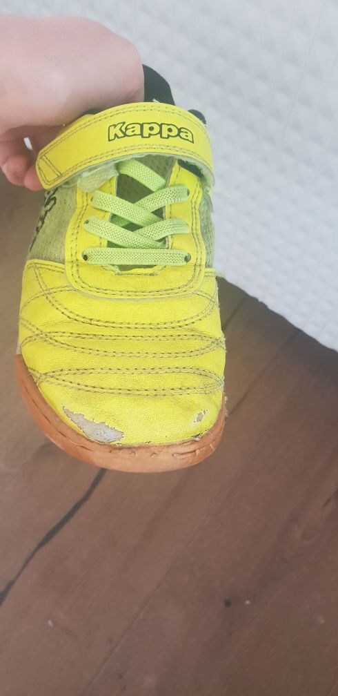 Kappa Buty chłopięce halówki r. 31