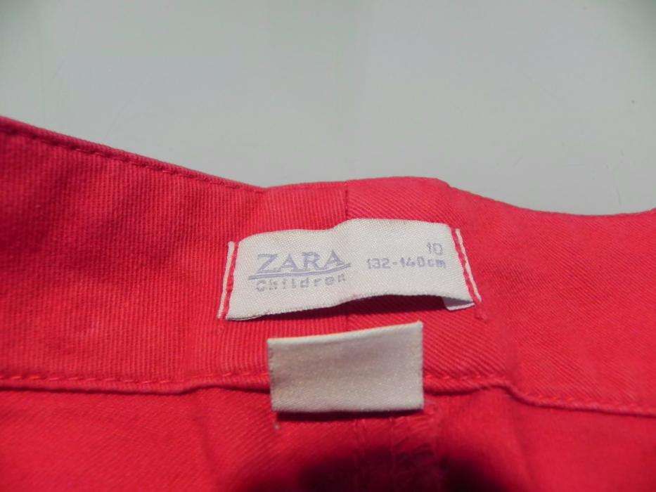 calça ou bermuda vermelha ZARA