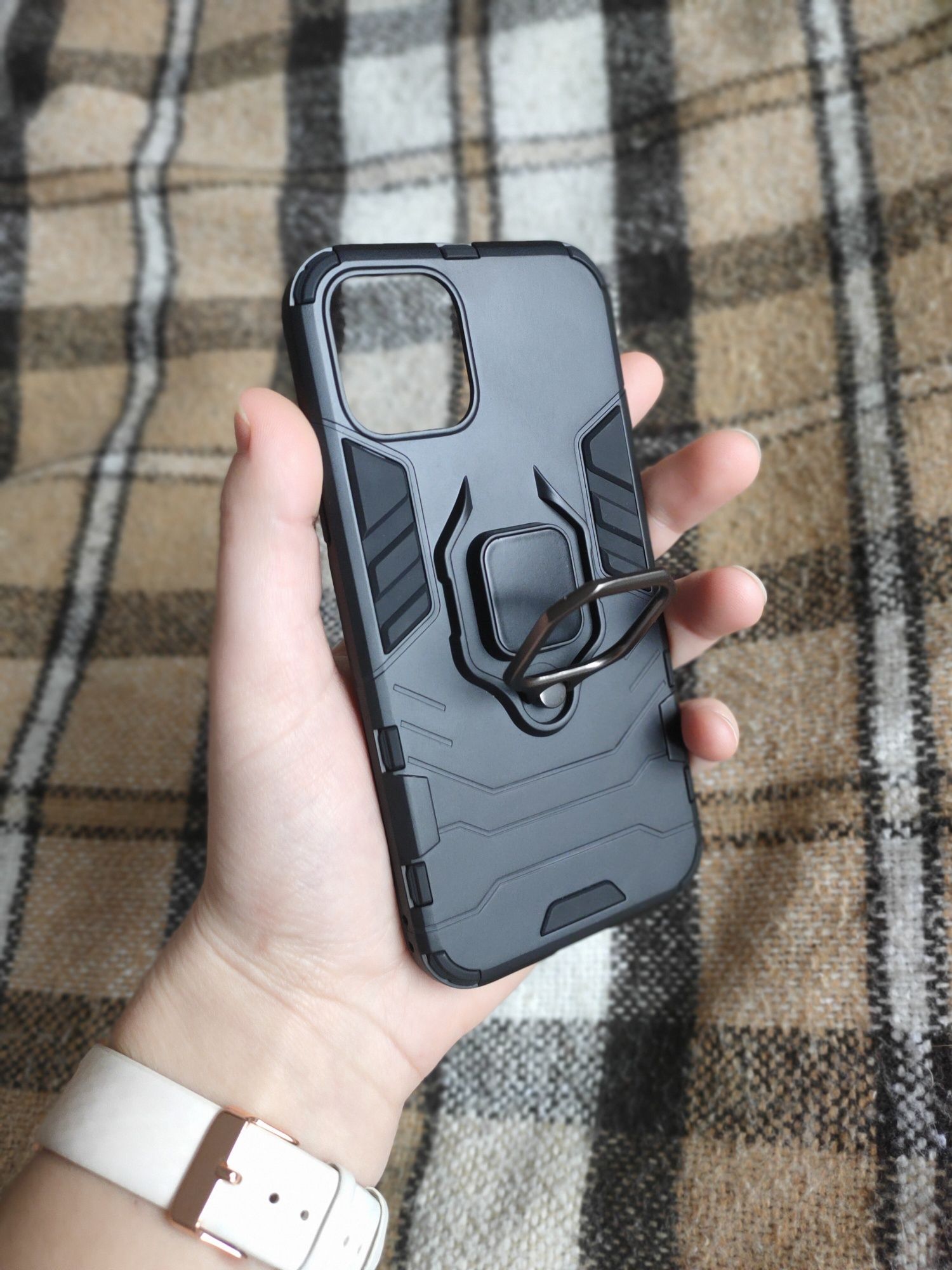 Etui do iPhone X z magnezem