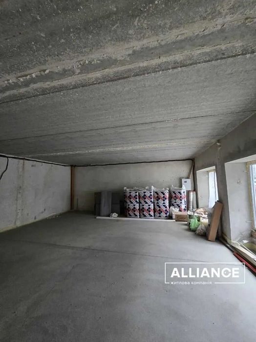 Продам комерційне приміщення у центрі міста