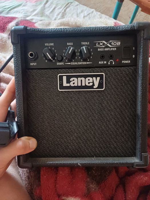 Продам Комбик Laney
