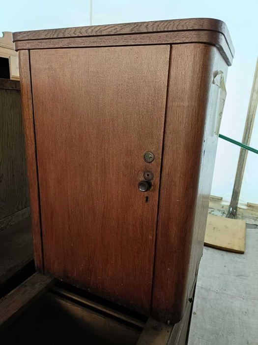 Szafka Vintage na sprzedaż