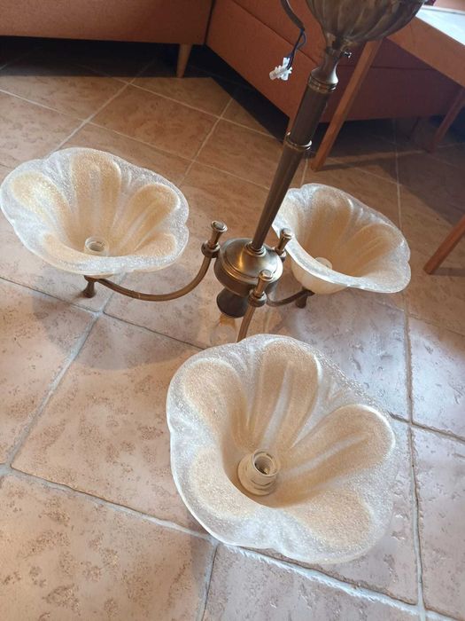 Żyrandol szklany, lampa wisząca klosz kwiat