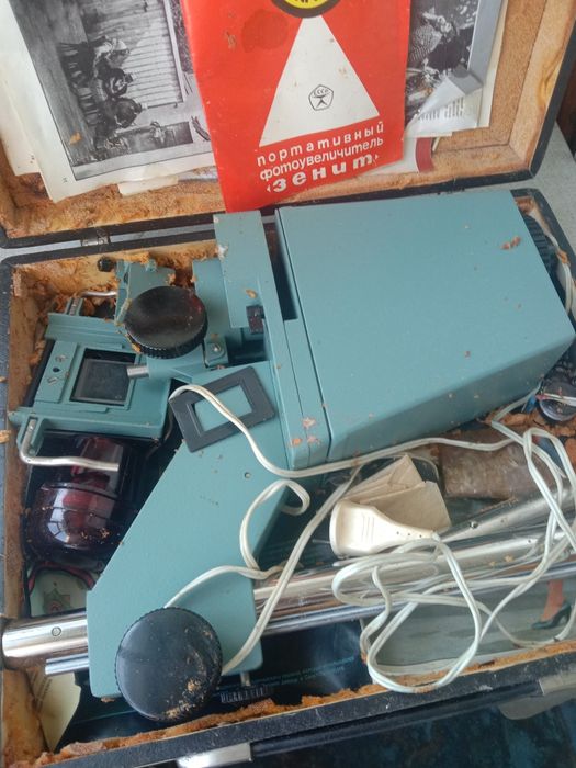 Продам фотоувеличитель УПА-6Е