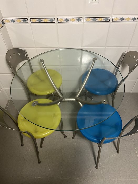 Mesa cozinha vidro + 4 cadeiras