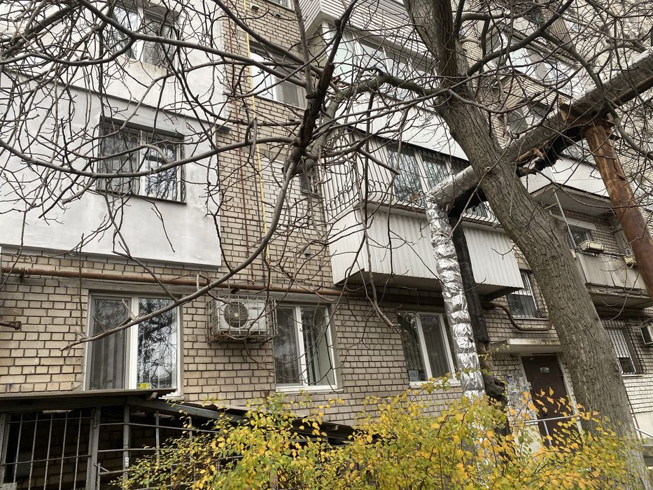 Пр Науки/ Гагарина 3 рн Сильпо нагорка центр