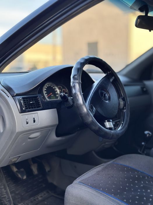 ChevroleLacetti с вписаным газом,идеал