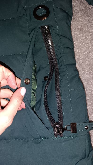 Теплая зимняя куртка