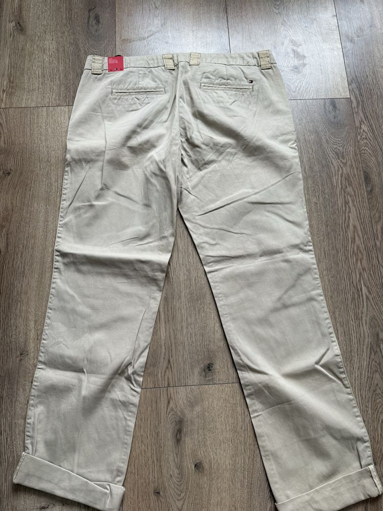 Tommy Hilfiger chinosy Rome rozm. 40 nowe