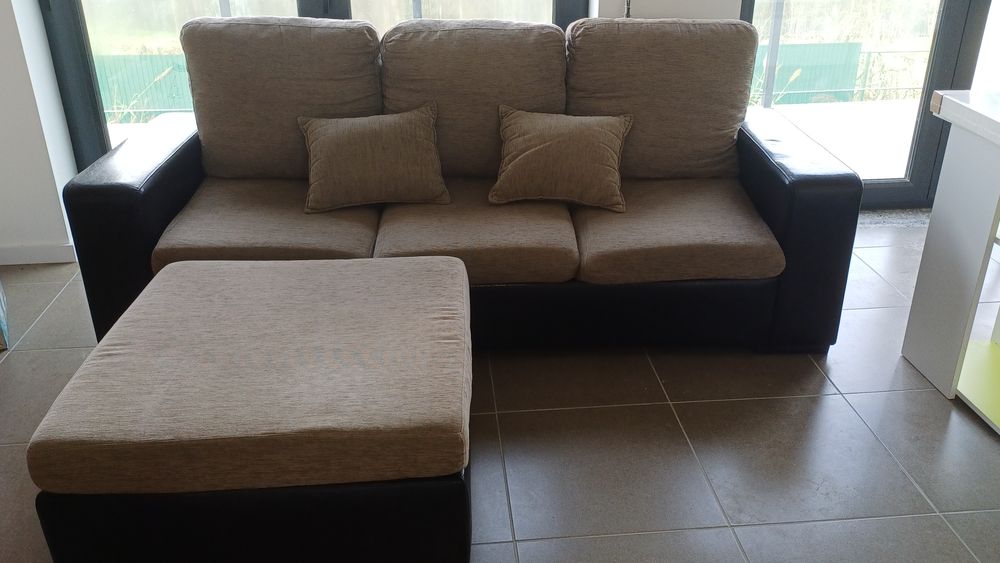 Sofá com chaise amovivel e cama