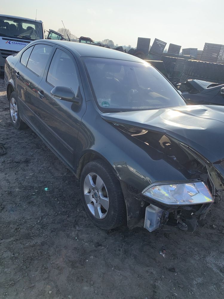 Skoda octavia 1.6 uszkodzona