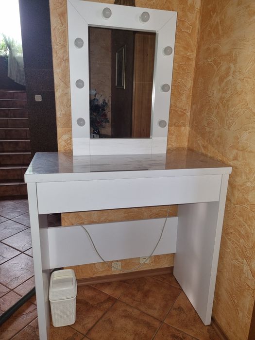 Toaletka do makijażu DUŻA