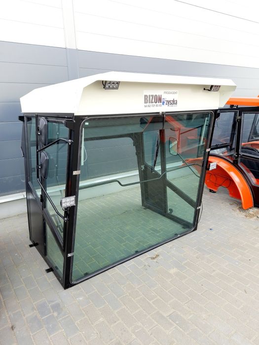 Kabina kabiny ciagnikowe c330 c360 mf t25 bizon