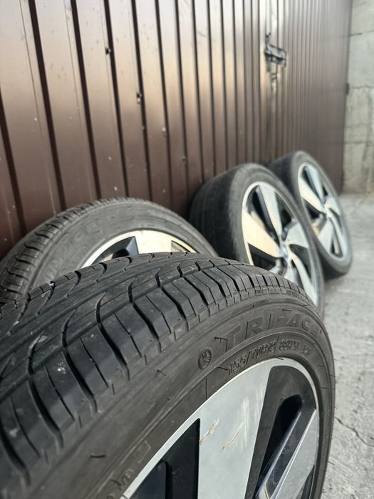 Диски R19 BMW i3 з гумою