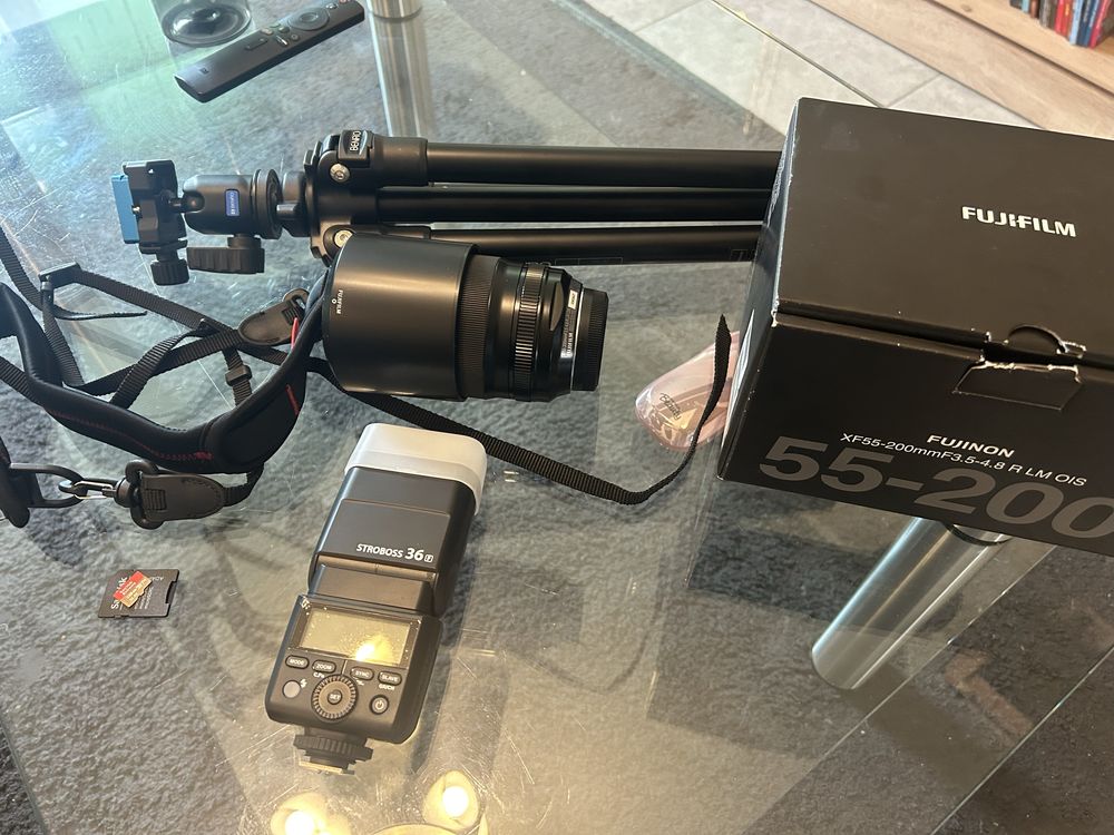 Obiektyw XF 55-200 F3,5-4,8R lampa statyw karta profesjonalny zestaw