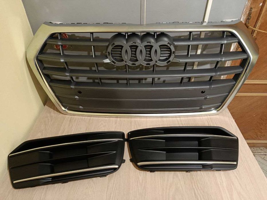 Audi Q5 Ауді Ку5 Передня Решітка Решотка Радіатора