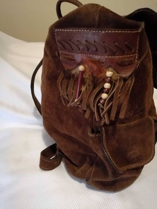 Bolsa Mochila, em Camurça castanha, como Nova