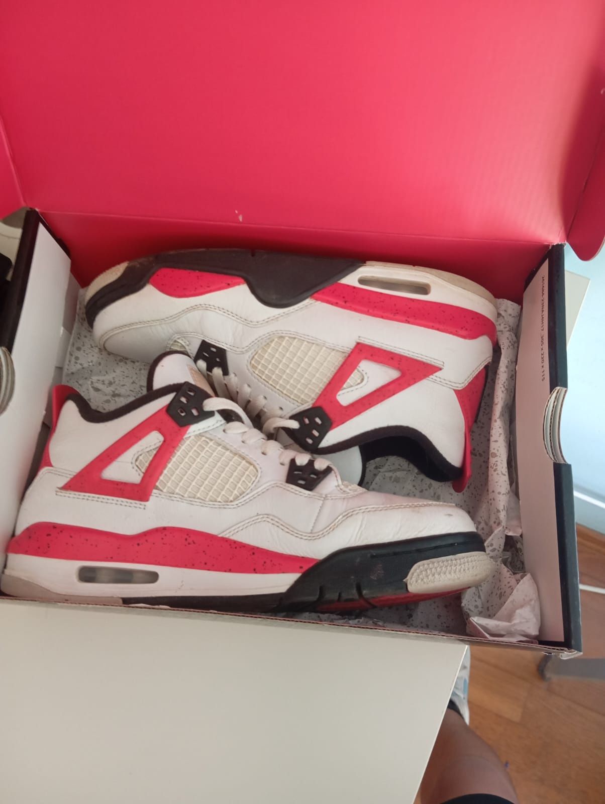 Air Jordan 4 retro red cement