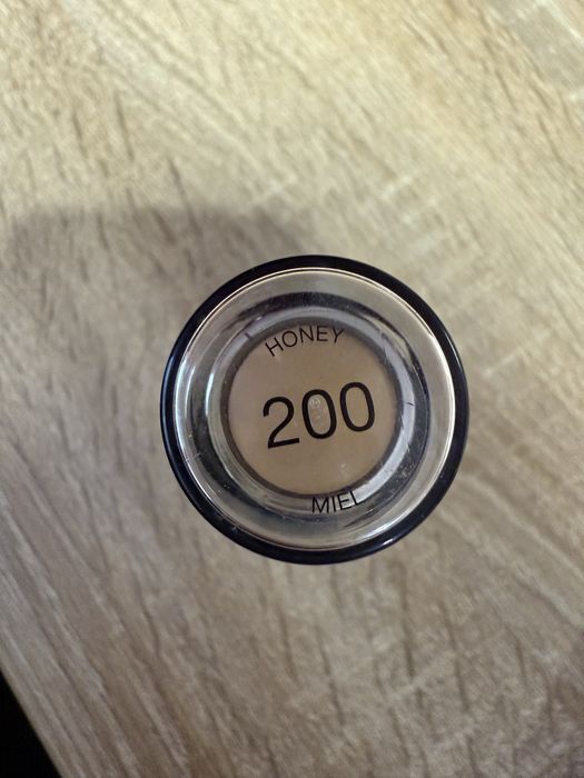 L'oreal infallible foundation longwear shaping stick