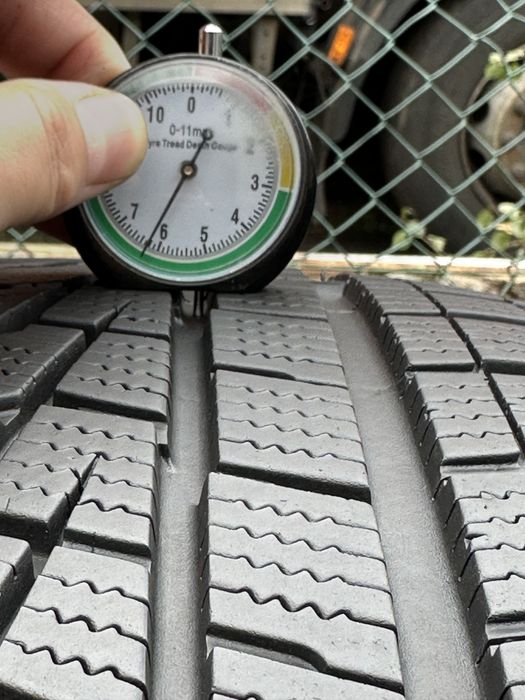 Hankook Winter iCept 235/60/18 kpl 4 szt rok 2020 bieżnik 5-6 mm