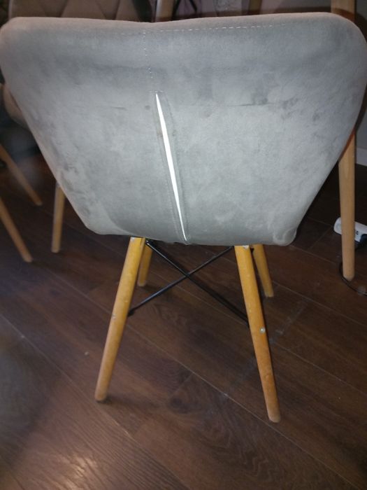 Krzesła welurowe 4 szt