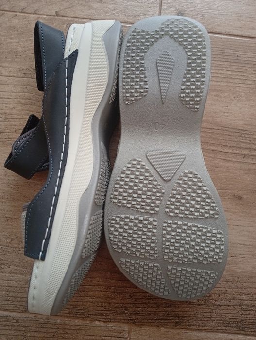 Buty damskie sandały nowe  rozmiar 40