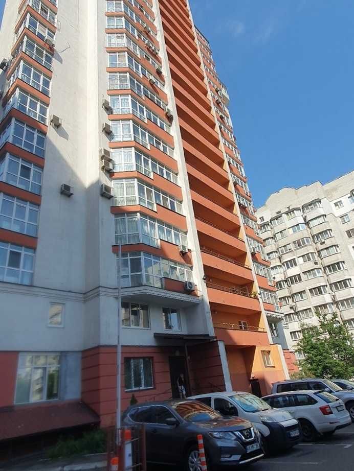 Ліко Град. Венеція, Метро Іподром. вул. Самійла Кішки (Конева), 7А