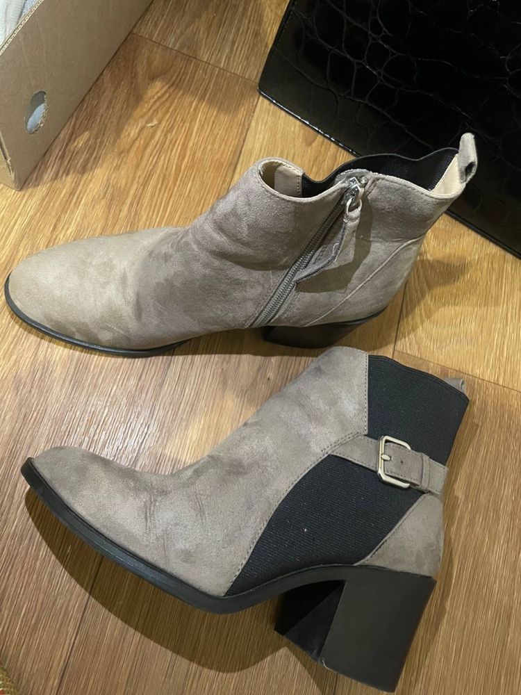 Ботинки графитZara
