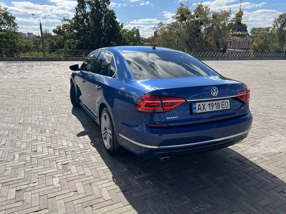 Продам Volkswagen Passat 2016 р