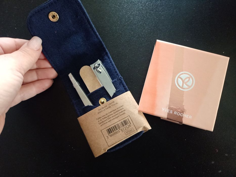 Paleta rozświetlaczy yves Rocher Gratis