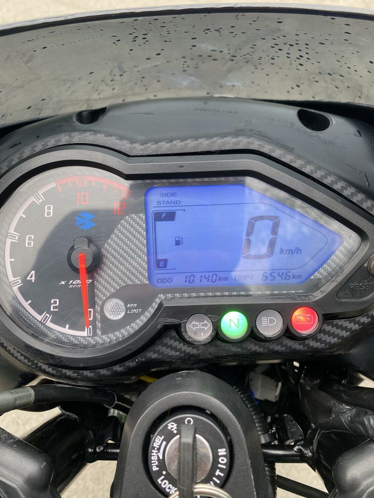 Bajaj pulsar 180