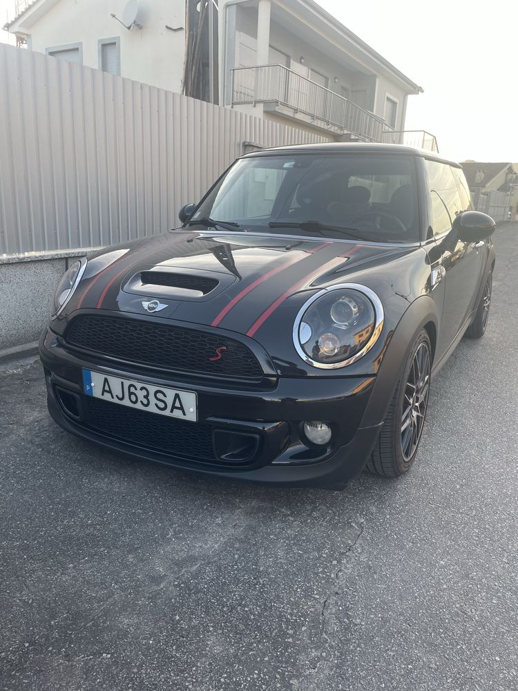 Vendo Mini Cooper S R56 LCI 2011 – Motor N18 – Preto Ful Extras